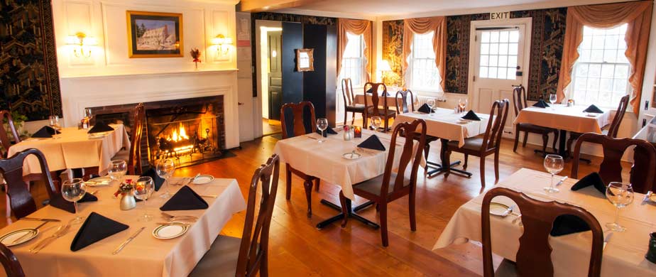 Dining at Adair Inn